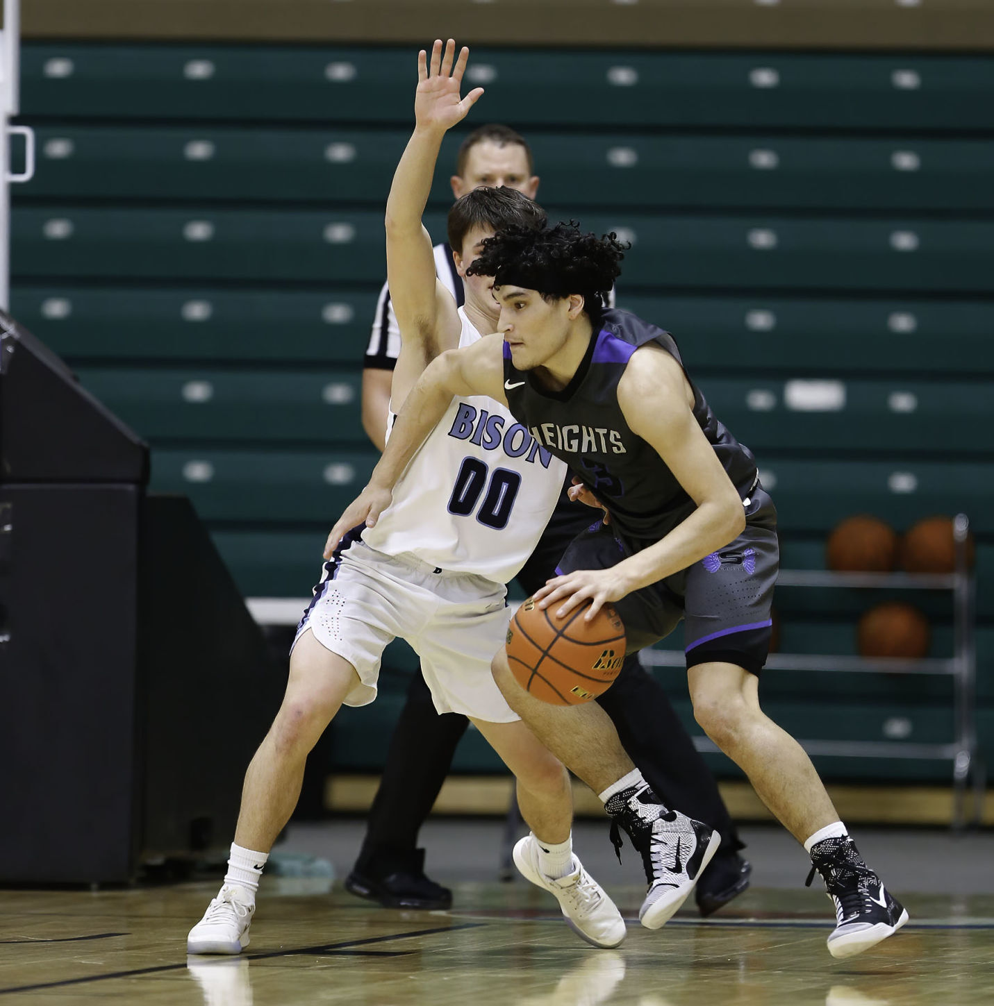 031321-ir-spt-boys-basketball-Skyview-4.jpg